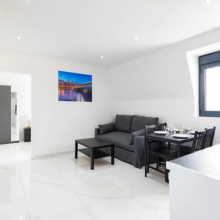 Appartement Moderne F2 Proche Orly, Paris Paray-Vieille-Poste